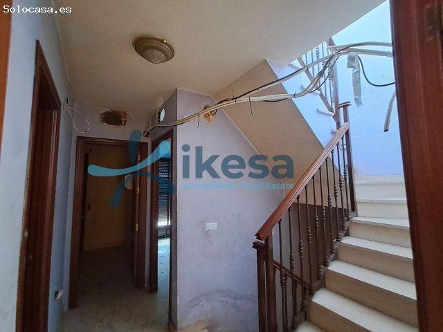 Casa en venta en Puente Genil, Andalucía