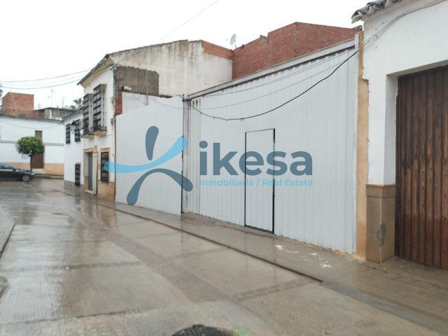Casa en venta en Bujalance, Andalucía