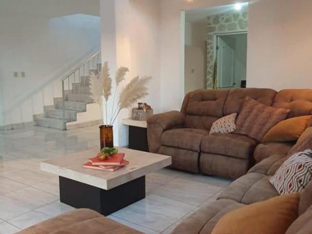 VENTA DE CASA AL NORTE DE SALTILLO