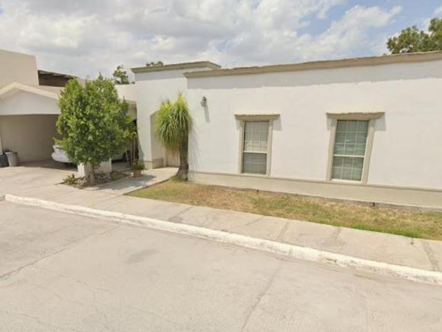Venta de Casa Barata en Col. Bugambilias. Monclova
