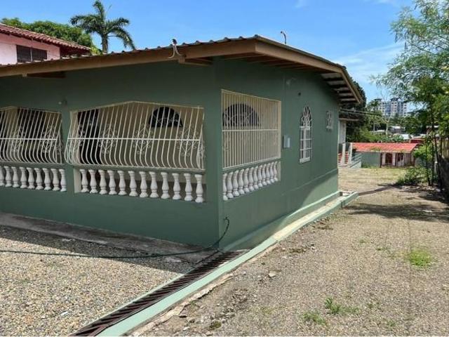 Venta de casa comercial en juan díaz, panamá
