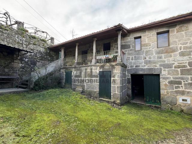 Casa en venta en San Amaro, Ourense