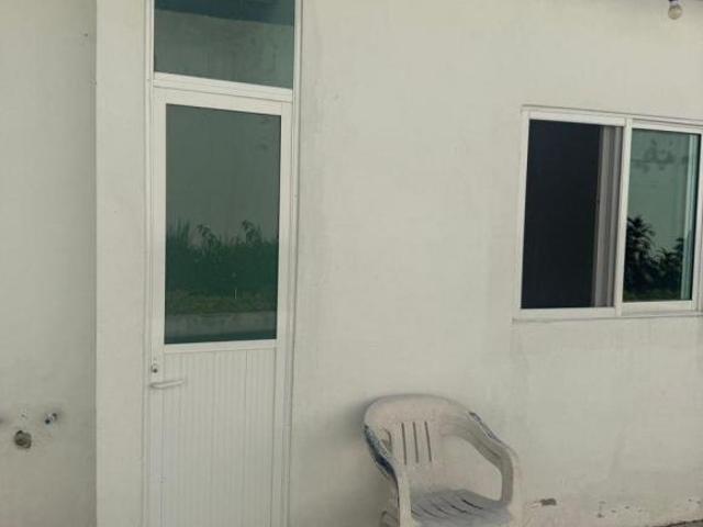 VENTA DE CASA CON 300 MTS DE TERRENO EN ATLATLAHUCAN