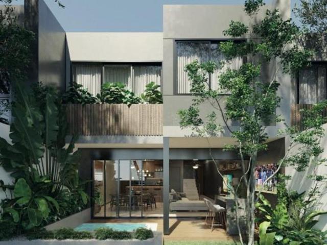 Venta de Casa de 3 Recámaras con piscina en Fracc Las Américas