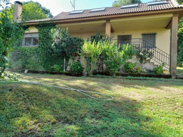 Casa Rural en venta en Navasfrías, Castilla y León