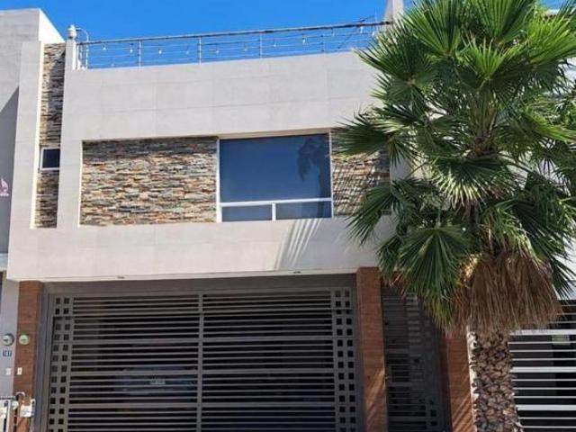 VENTA DE CASA DE RECUPERACION BANCARIA EN CERRADAS DE CASA BLANCA SAN NICOLAS DE LOS GRAZA AD15