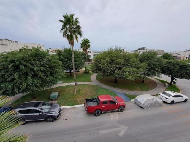 VENTA DE CASA DE RECUPERACION BANCARIA EN CERRADAS DE CASA BLANCA SAN NICOLAS DE LOS GRAZA AD15