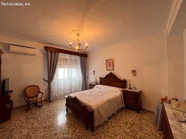 Casa en venta en Antequera, Andalucía