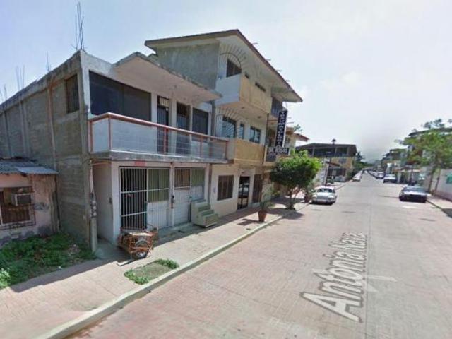 VENTA DE CASA EN ANTONIA NAVA CENTRO ZIHUATANEJO