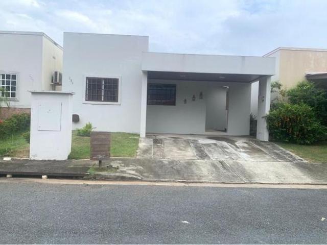 Venta de casa en arboledas, los olivos, la chorrera