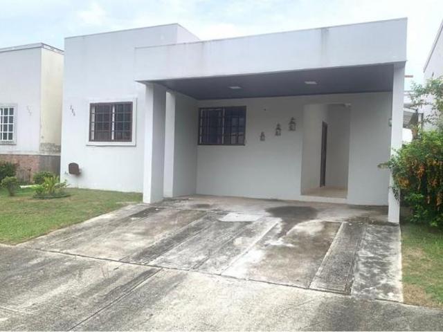 Venta de casa en arboledas, los olivos, la chorrera