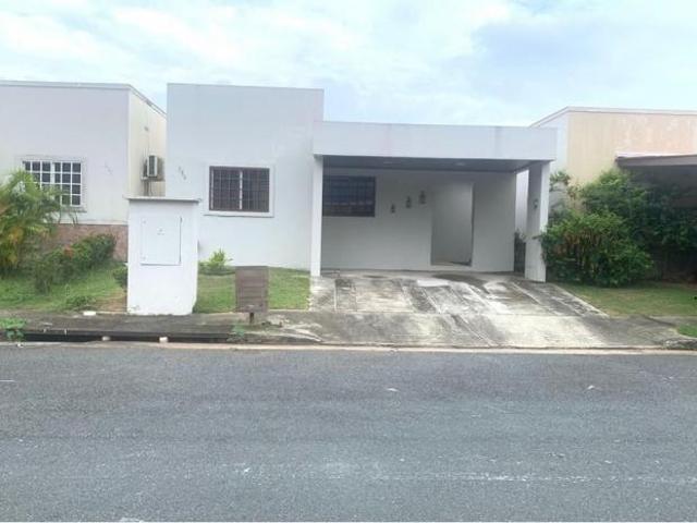 Venta de casa en arboledas, los olivos, la chorrera