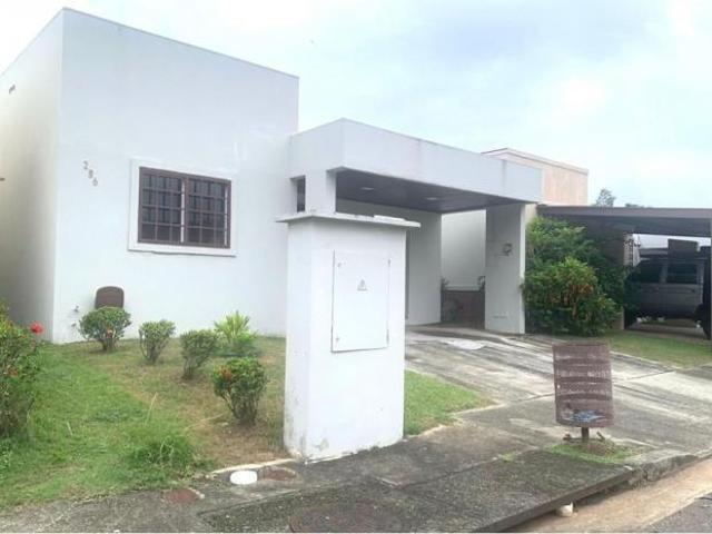 Venta de casa en arboledas, los olivos, la chorrera