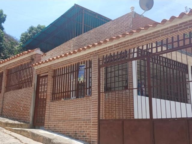 Casa en venta en Vargas