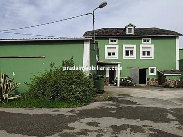 Casa en venta en Navia, Asturias
