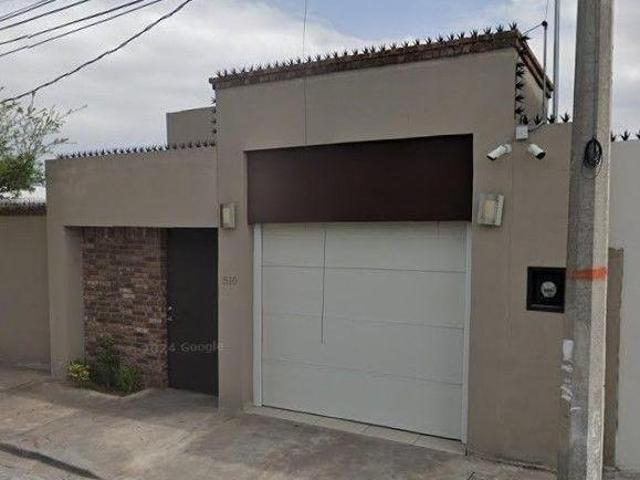VENTA DE CASA EN CALLE GUATEMALA, COLONIA GUADALUPE, MONCLOVA, COAHUILA