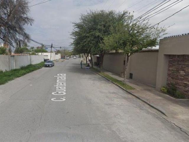 VENTA DE CASA EN CALLE GUATEMALA, COLONIA GUADALUPE, MONCLOVA, COAHUILA