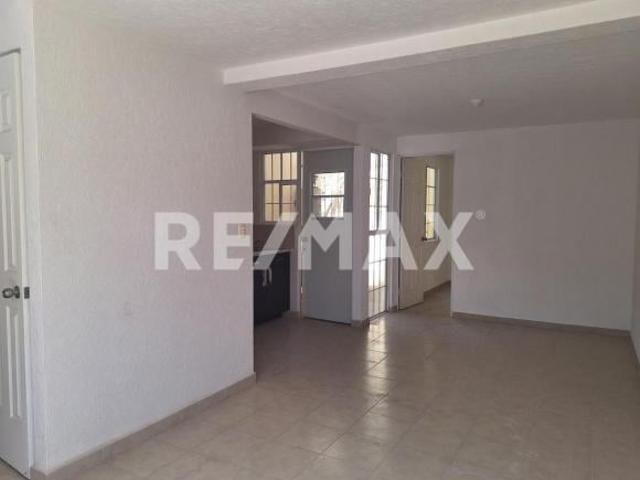 VENTA DE CASA EN CONDOMINIO FRACCIONAMIENTO CITARA 4