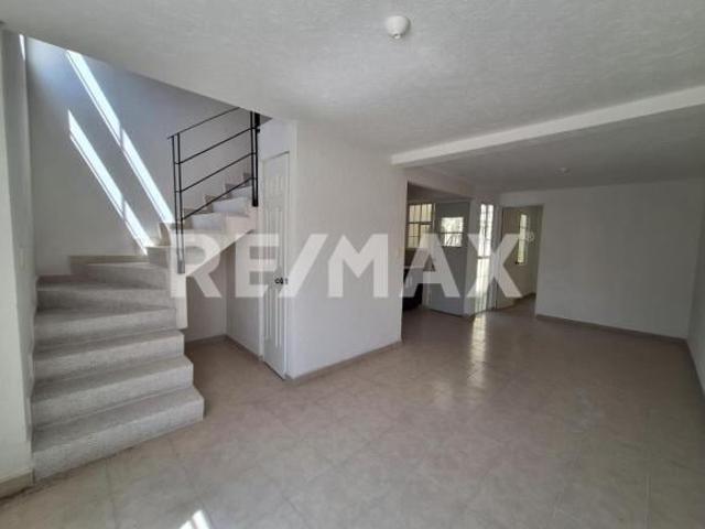 VENTA DE CASA EN CONDOMINIO FRACCIONAMIENTO CITARA 4
