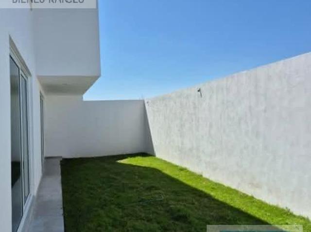 VENTA DE CASA EN CONDOMINIO EN VILLAS EL DURAZNO, METEPEC