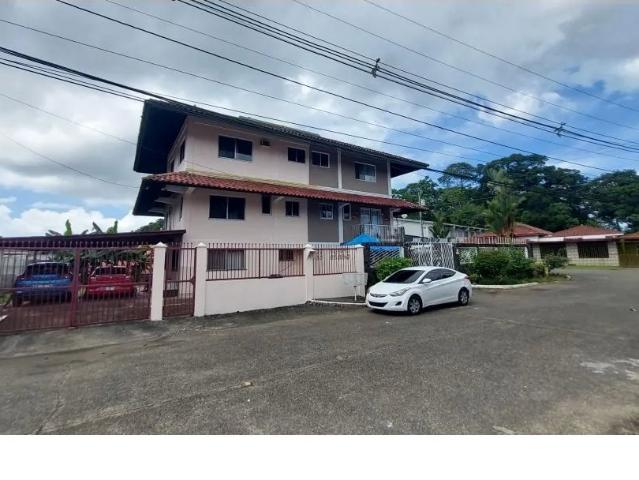 Casa venta en Barrio Colón, Colón