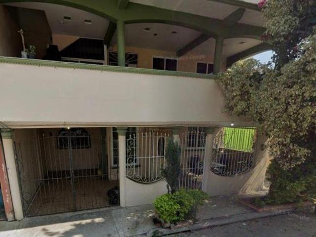 VENTA DE CASA EN EL FRACCIONAMIENTO LA FLORESTAPOZA RICA DE HIDALGO