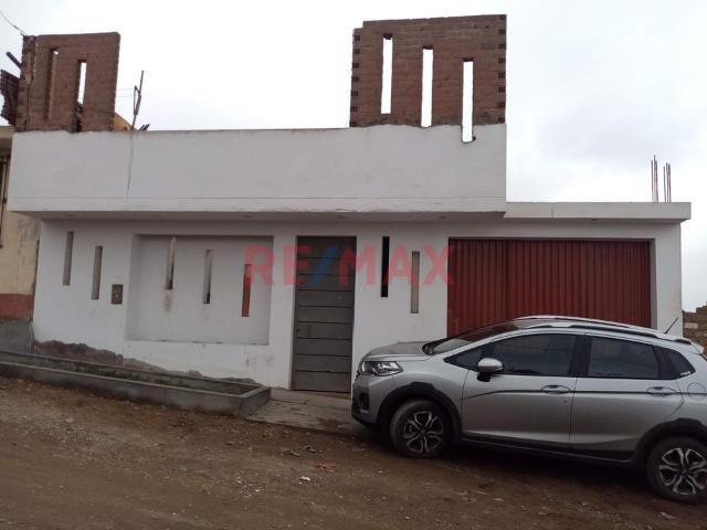 Casa venta en San Benito, Carabayllo