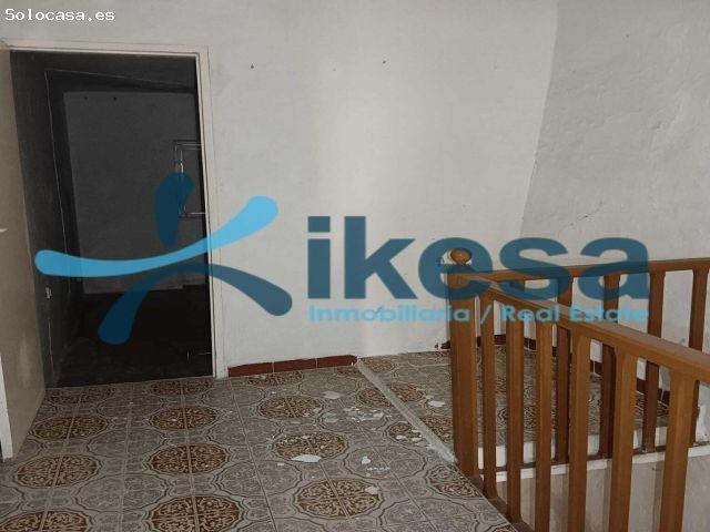 Casa en venta en Ibros, Andalucía