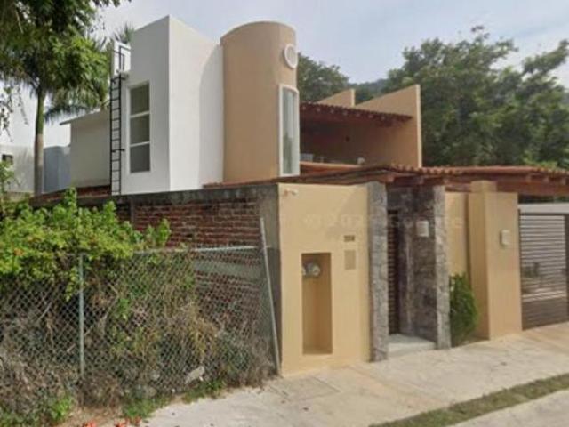 Casa en venta en Ixtapa Zihuatanejo, Zihuatanejo de Azueta