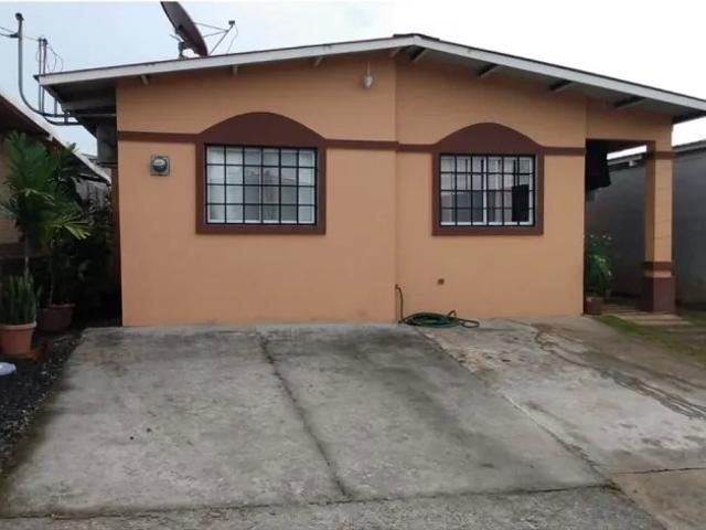 Casa venta en Barrio Colón, Colón