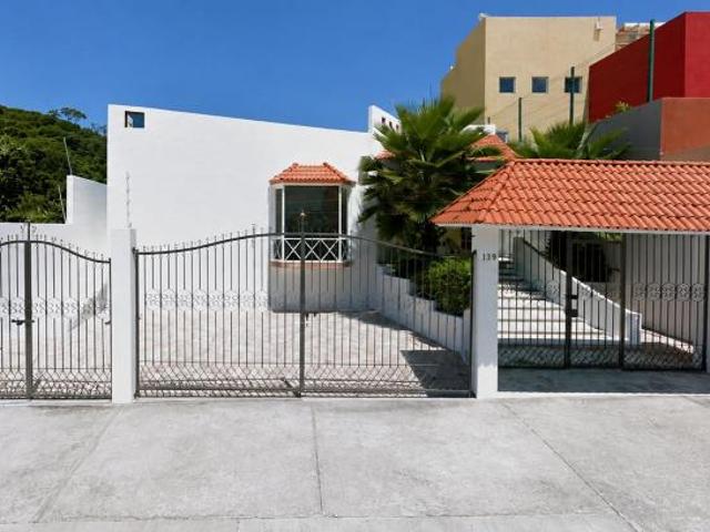 Casa en venta en Santa María Huatulco, Oaxaca
