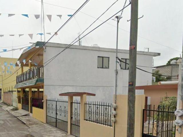 VENTA DE CASA EN LA COLONIA DIVISION DE ORIENTE POZA RICA DE HIDALGO VERACRUZ
