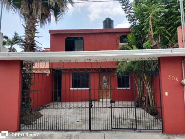 VENTA DE CASA EN LA COLONIA REVOLUCION EN POZA RICA, VERACRUZ