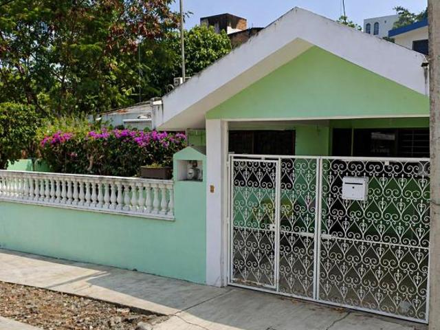 VENTA DE CASA EN LA COLONIA TAMAULIPAS EN POZA DE RICA EN VERACRUZ