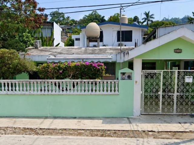 VENTA DE CASA EN LA COLONIA TAMAULIPAS EN POZA DE RICA EN VERACRUZ