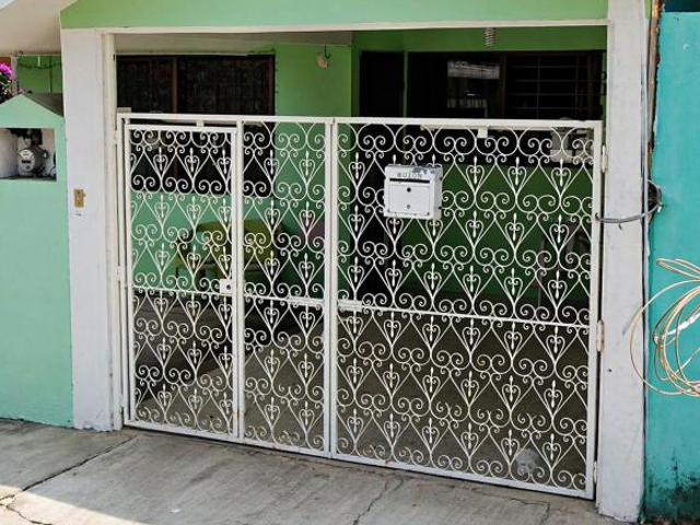 VENTA DE CASA EN LA COLONIA TAMAULIPAS EN POZA DE RICA EN VERACRUZ