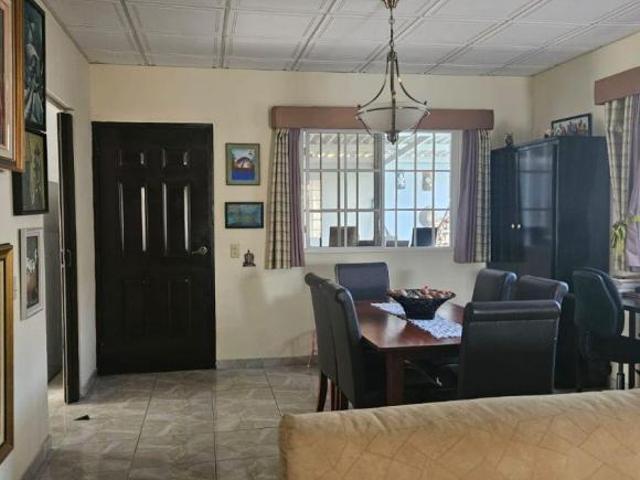 Venta de Casa en las Tablas