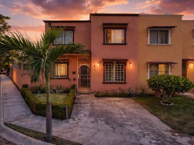 Casa en venta en Manzanillo, Colima