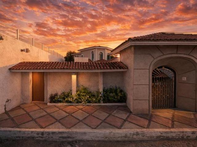 Casa en venta en Manzanillo, Colima