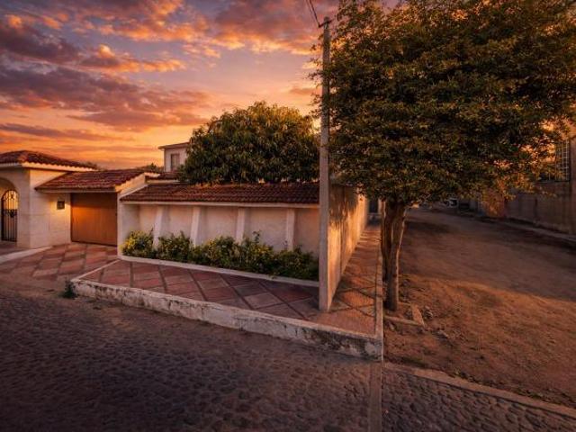 VENTA DE CASA EN MANZANILLO COLIMA DE LA COLONIA HOSPITAL IMSS