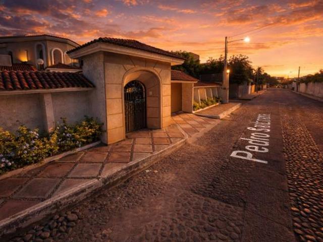 VENTA DE CASA EN MANZANILLO COLIMA DE LA COLONIA HOSPITAL IMSS
