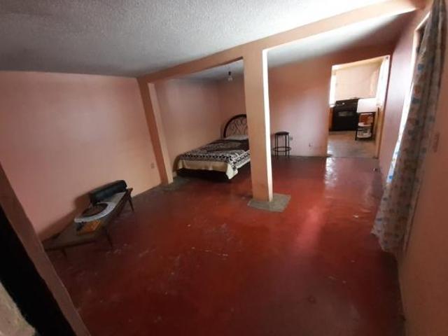 Venta de Casa en Metepec San Miguel Totocuitlapilco 1 nivel Para remodelar