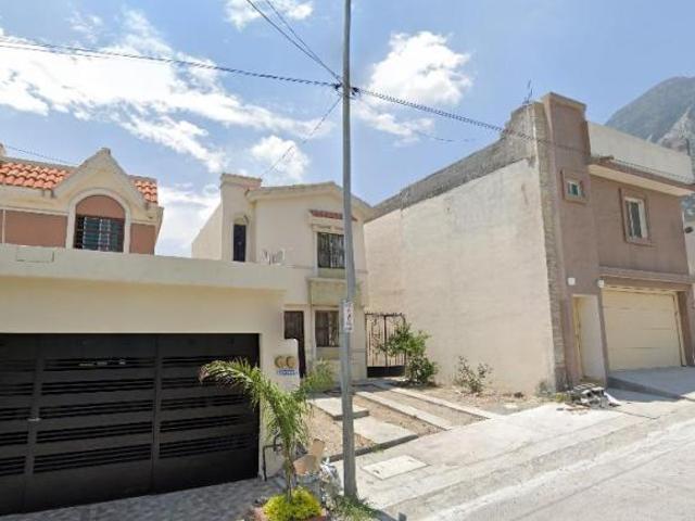 VENTA DE CASA EN MISIÓN DE LAS VILLAS SANTA CATARINA NUEVO LEON