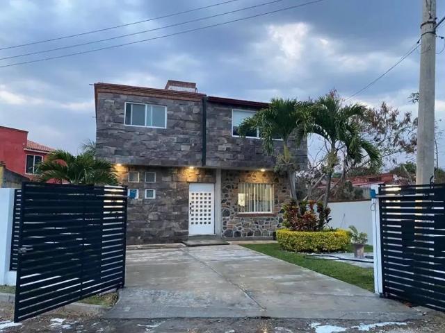 Casa en venta en Temascaltepec, Estado de México