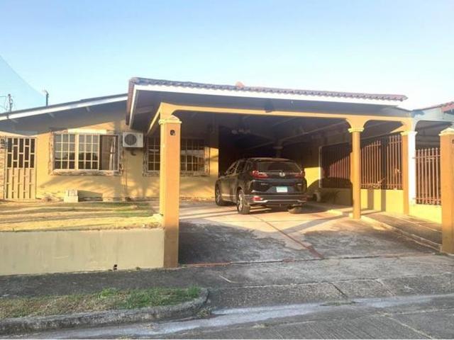 Venta de casa en paseo miramar, la chorrera
