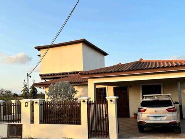 VENTA DE CASA EN PENONOME CON 4 RECAMARAS