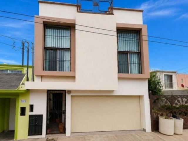 Casa en venta en Playas De Rosarito, Baja California
