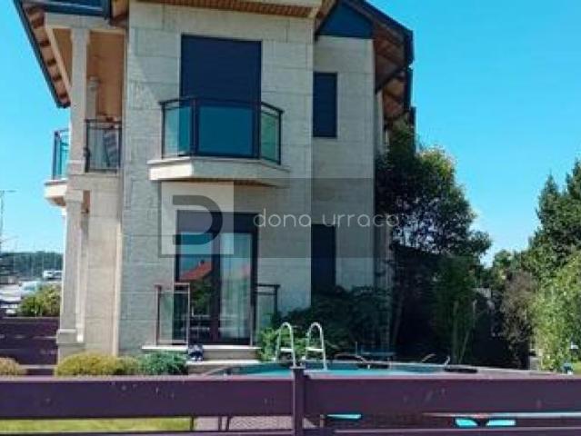 Chalet en venta en Ourense, Galicia