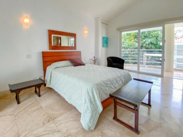 Venta de casa en Punta Barco Resort, San Carlos