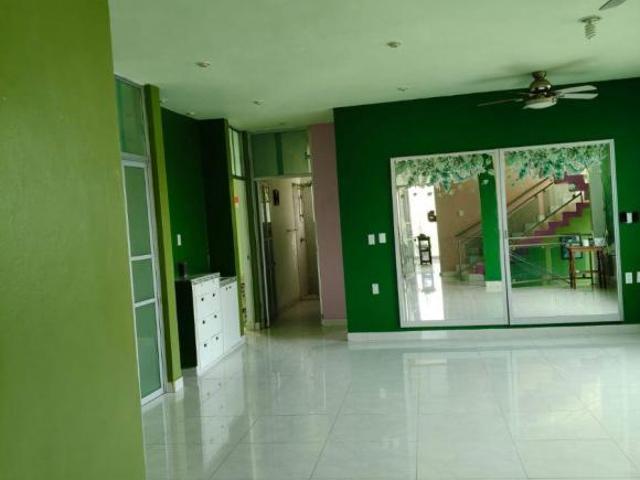 VENTA DE CASA EN RESIDENCIAL AIPM DE POZA RICA